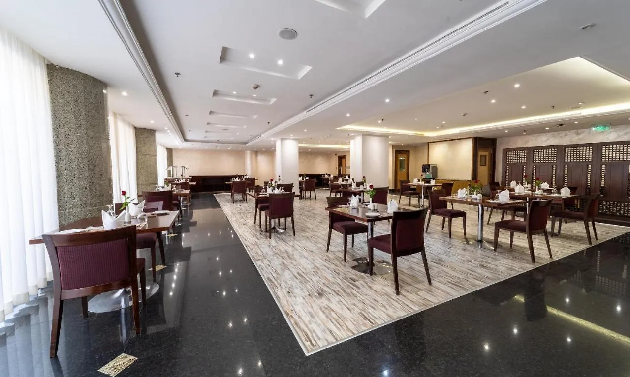 Mercure Jeddah Al Hamra Hotel