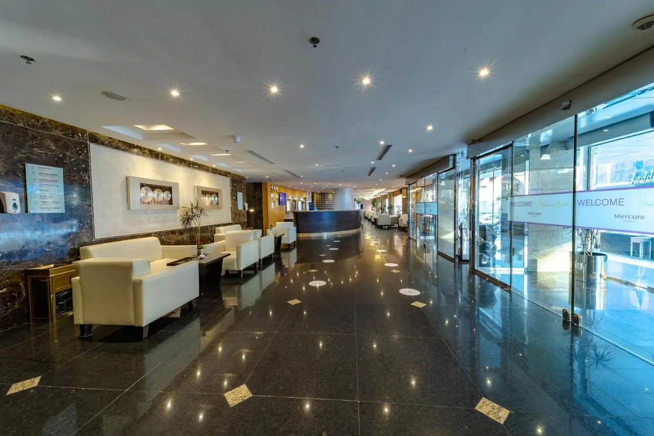 Mercure Jeddah Al Hamra 3*,